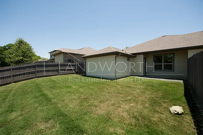 Building Photo - 4620 Angus Dr