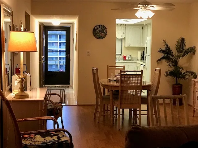2 bed, 1144 sqft, $2,000 — Photo 4