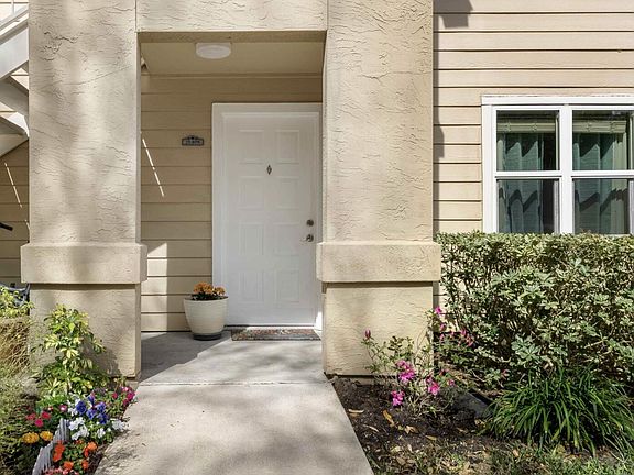 3rd image of 25 ARBOR CLUB Drive #108
