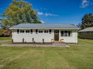 717 Douglas Dr, Rogersville, TN 37857