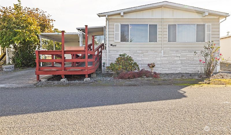 2nd image of 39 Juniper Mobile Estates
