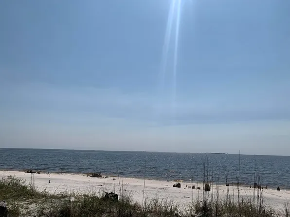 2036 Highway 98, Carrabelle, FL 32322