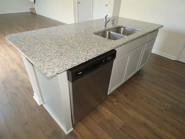 900 Mill Creek Dr — Photo 11