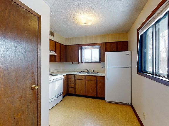 5th image of 1314 N Dakota Ave Unit 2