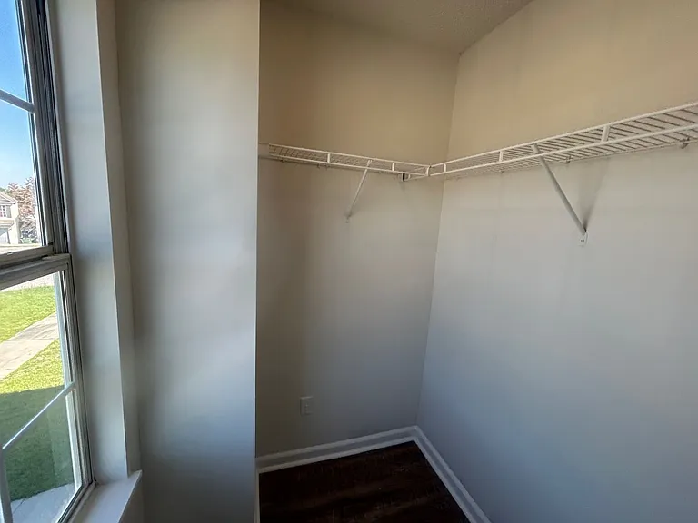 507 Summit Terrace Ct — Photo 25