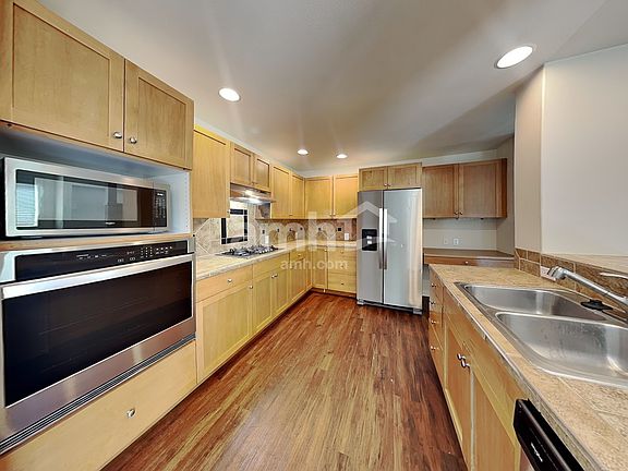 3rd image of 18536 97th Ave E