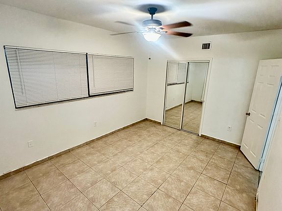 4th image of 1176 Marseille Dr APT 4