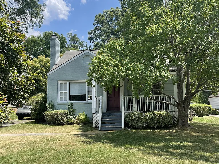 2039 Wilhelmina Ave — Photo 3