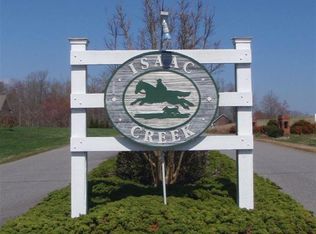 13 Hawks Rdg, Hickory, NC 28601