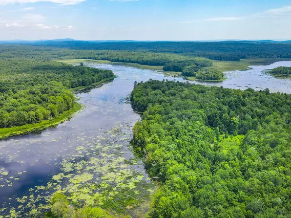 54 Jefferson Road, Whitefield, ME 04353