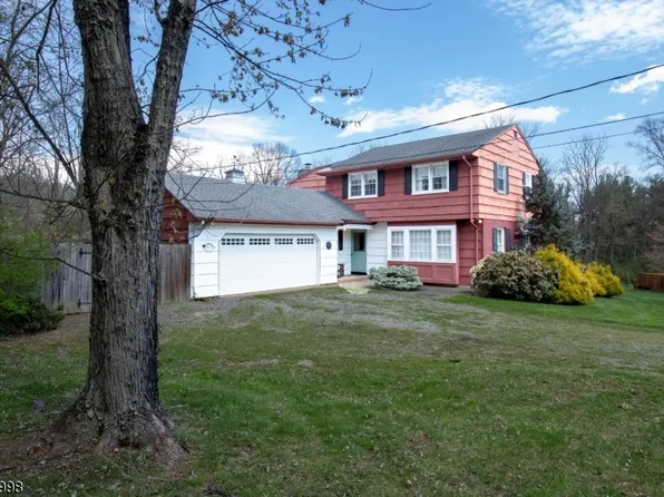 26 Hadlar Dr, Clinton Twp., NJ 08833