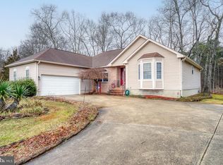 48 Avery Lynn Ct, Malaga, NJ 08328