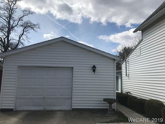 3rd image of 498 McPheron Ave