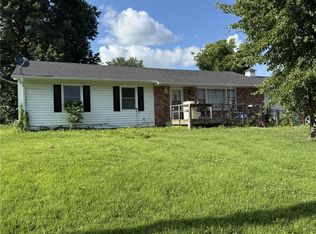 10 W 14th St, Carrollton, MO 64633