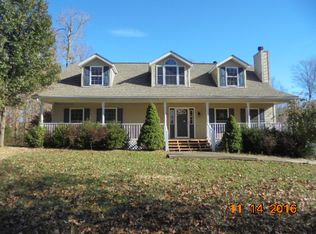 11604 S Old Bear Creek Rd, Pekin, IN 47165