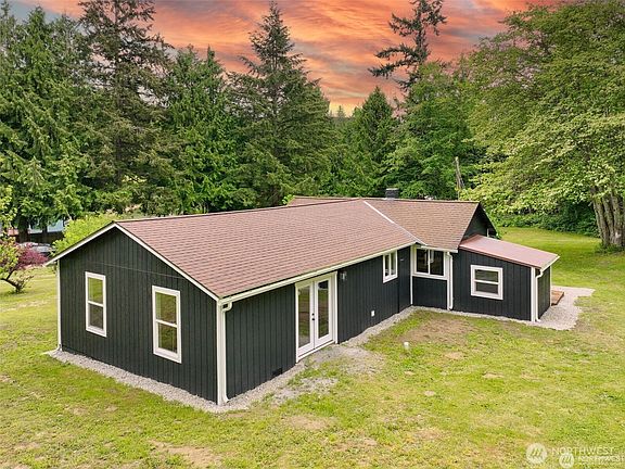 3rd image of 2748 El Camano Street