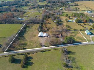 9247 New Zion Rd, Christiana, TN 37037