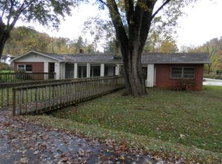 127 Bartlett St, Sylva, NC 28779