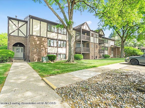 2nd image of 6165 E Innkeepers Ct #76