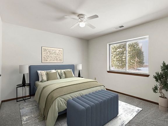 3rd image of 1012 Rockefeller Ln
