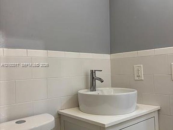 5th image of 1758 NE 177th St #0