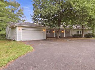 1011 Mile Square Rd, Pittsford, NY 14534