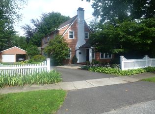 22 Lockwood Ave, New Canaan, CT 06840