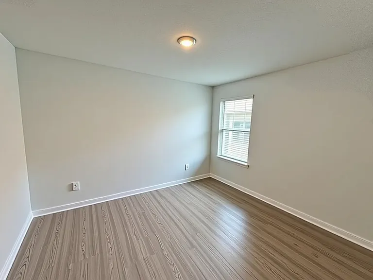 13934 Reservoir Dr — Photo 13