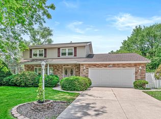 52805 W Cypress Cir, South Bend, IN 46637