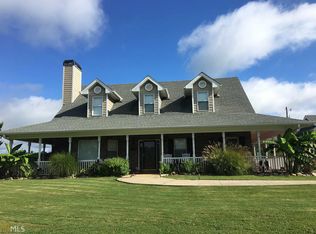 150 Lakeview Dr, Brooks, GA 30205