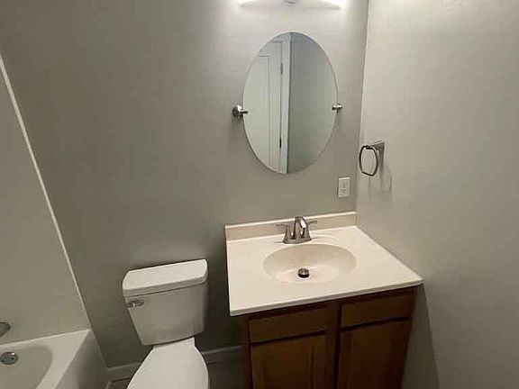 4th image of 3051 Marshall Ave #3060-404
