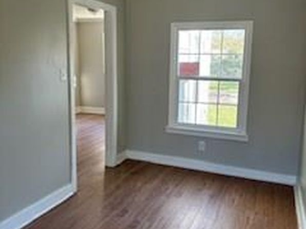 728 Cedar St, Greenville, MS 38701