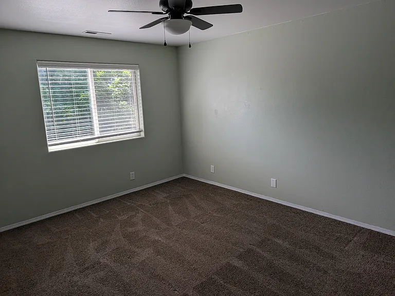 123 Lambert Ct — Photo 7