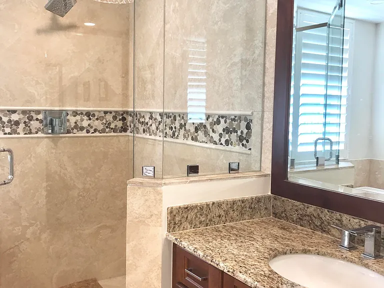 431 Bay Colony Dr N — Photo 22