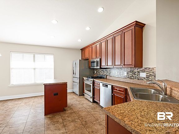 5th image of 10086 Summer Woods Ct