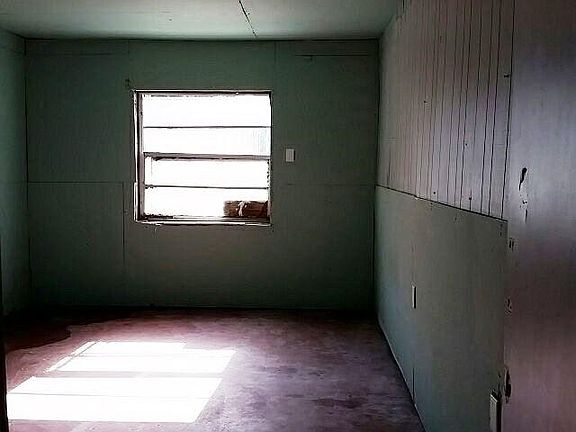 5th image of 14814 169th Avenue