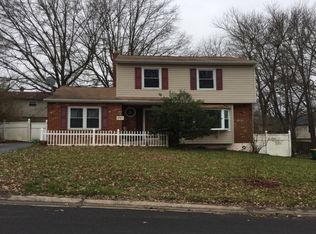 9 Top View Ct, Newark, DE 19702