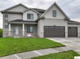 21138 Ellison Ave, Elkhorn, NE 68022