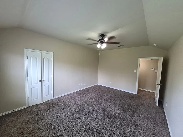 8915 Audubon Park — Photo 36