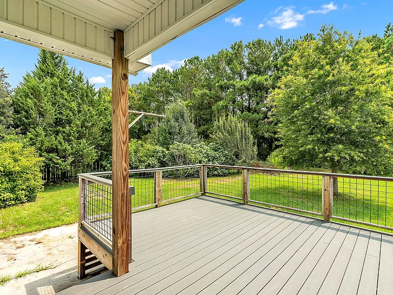 210 Raven Ridge Ct — Photo 36