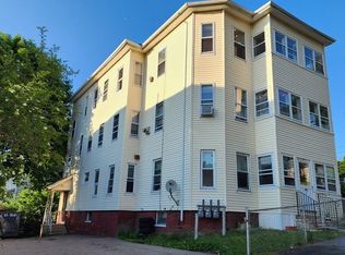 11 Alpine St, Worcester, MA 01610