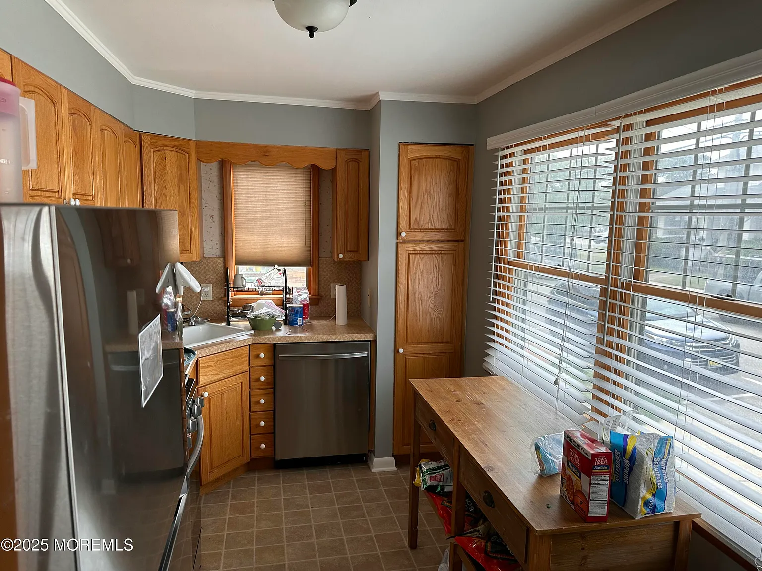 4 bed, $2,500 — Photo 4