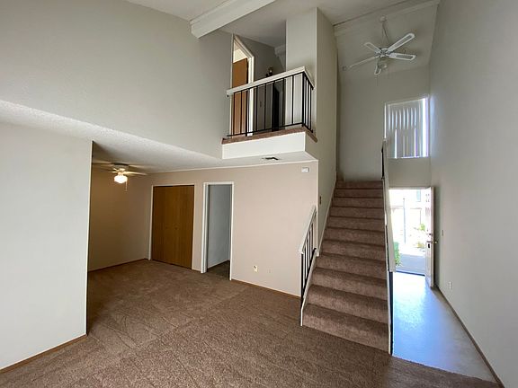 5th image of 1675 Vernon St Unit 39