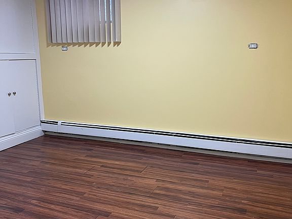 3rd image of 2149 E 13th St #B1