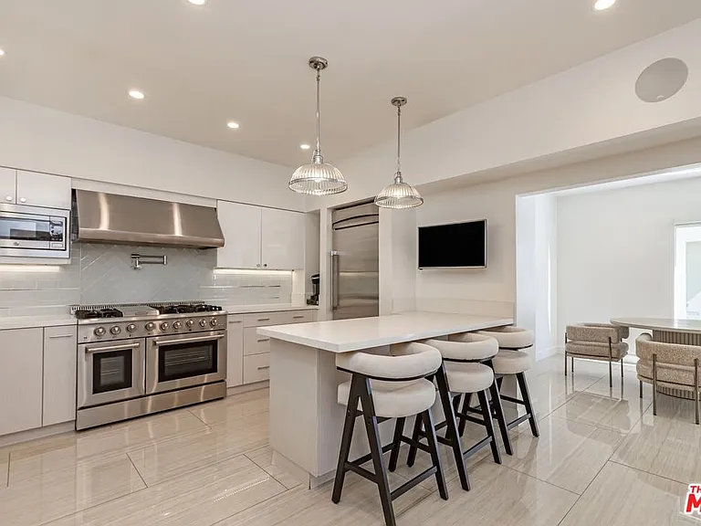 703 N Maple Dr — Photo 18