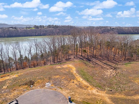 4th image of 193 Graceland Dr