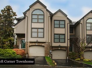 18 Jordan Dr, River Edge, NJ 07661
