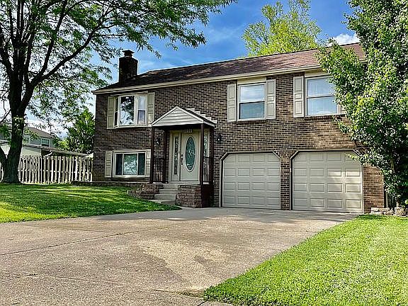 2nd image of 3174 Sovereign Dr