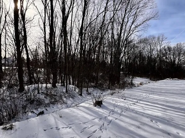 Hartman Rd, Wadsworth, OH 44281