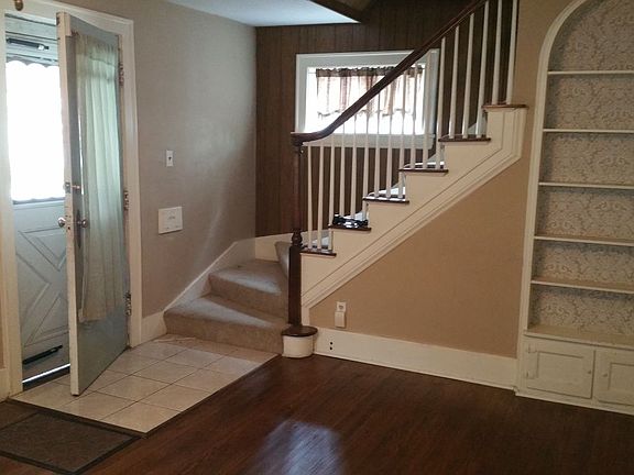 5th image of 238 E Eckman St